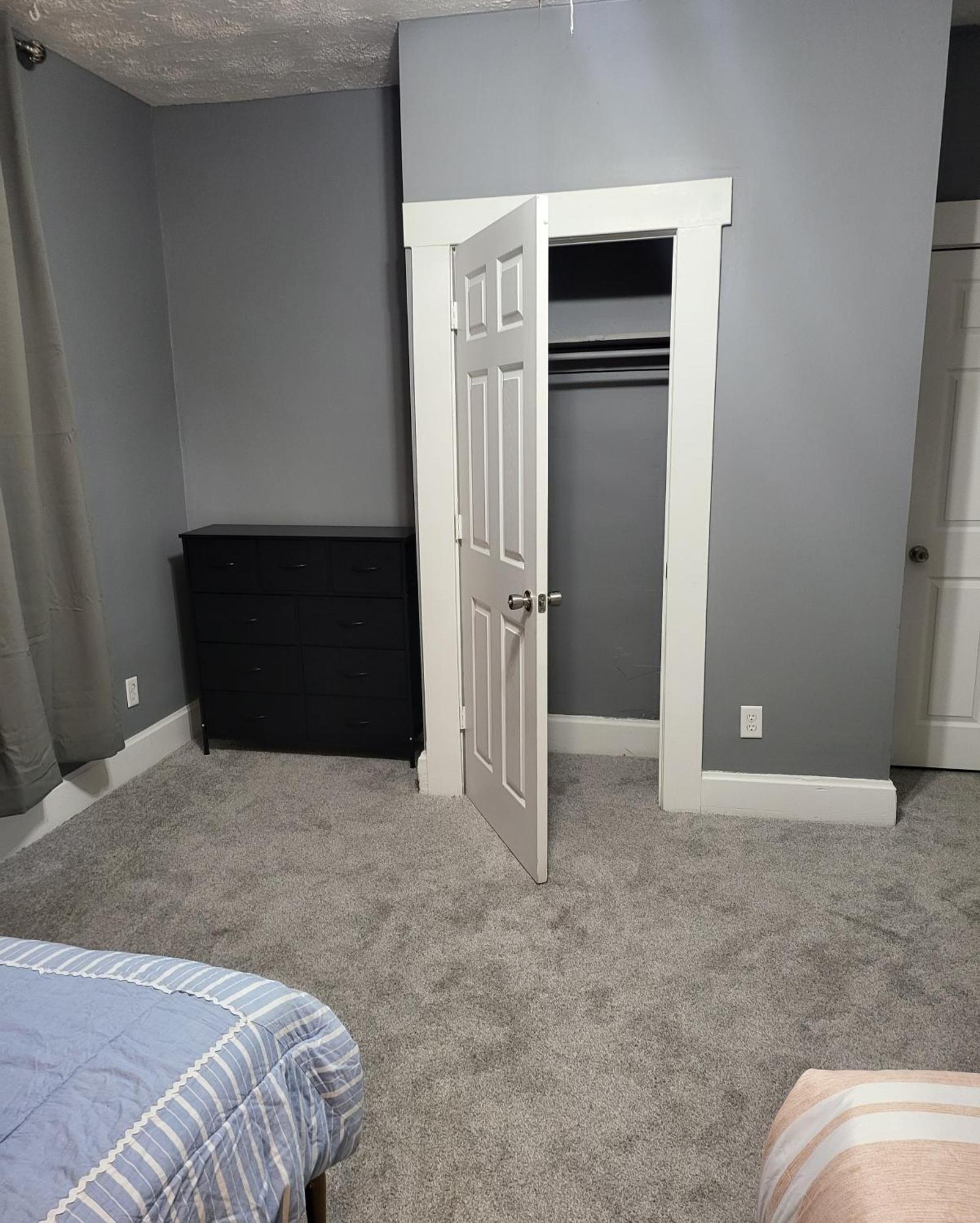 Guest Room With Two Double Beds In Columbus Oh, Airport Location Exterior photo